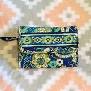 Vera Bradley Wallet EUC